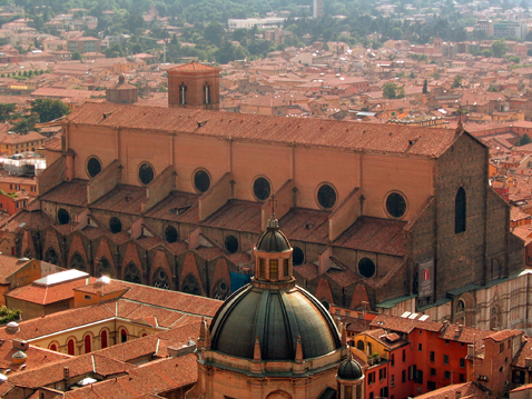 La Basilica di San Petronio vista dalla Torre degli Asinelli