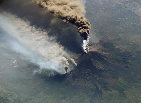 Eruption des Ätnas im Jahre 2002